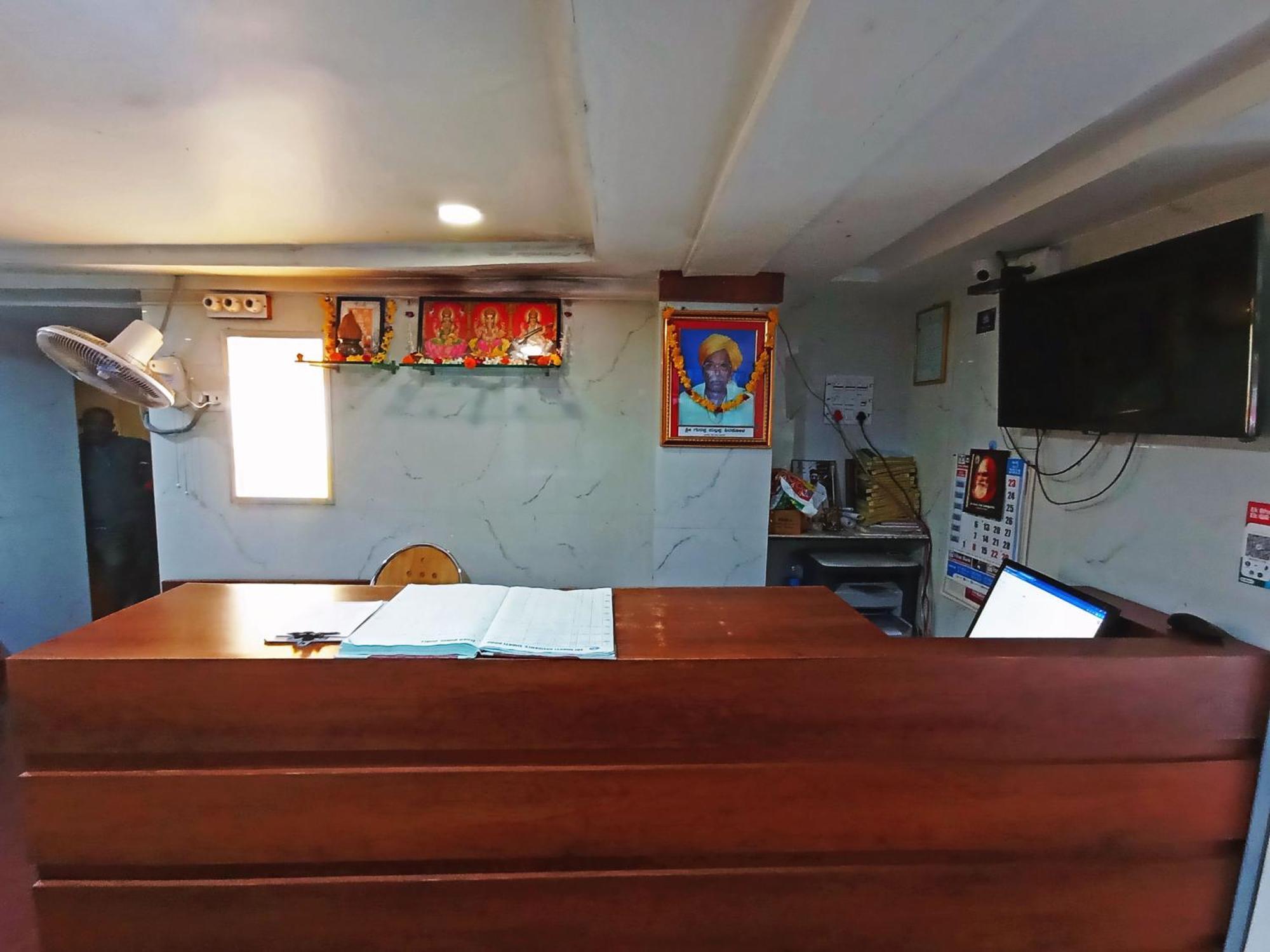 Staymaker Shri Shakti Residency フブリ エクステリア 写真