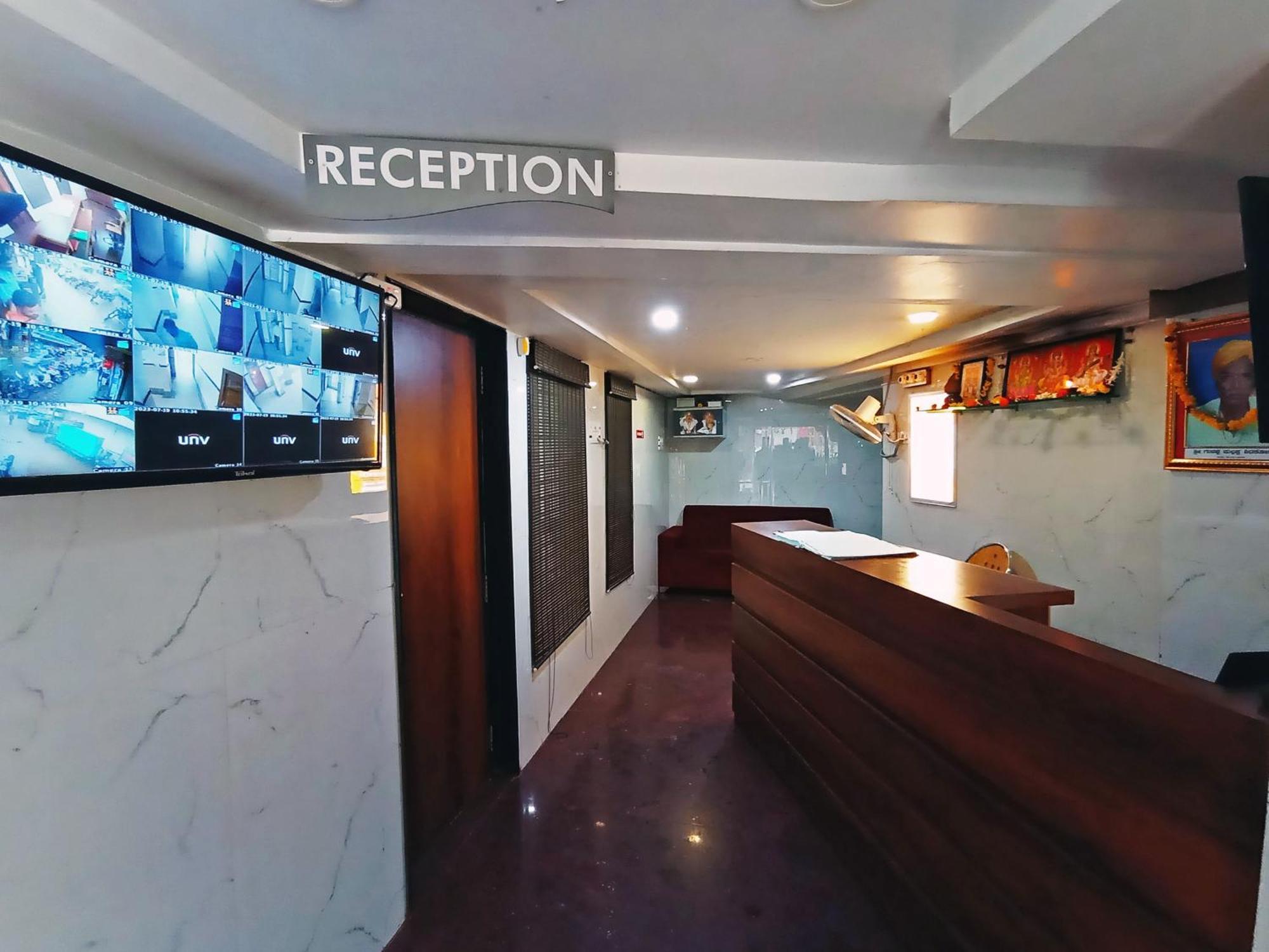 Staymaker Shri Shakti Residency フブリ エクステリア 写真