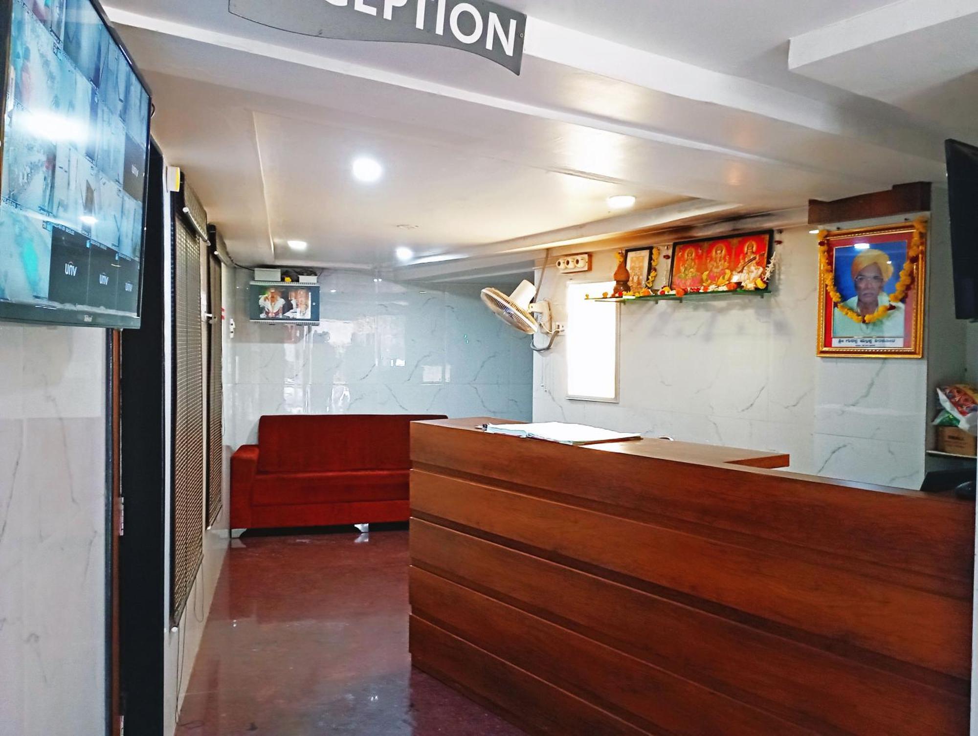 Staymaker Shri Shakti Residency フブリ エクステリア 写真